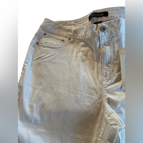 COPY - 3️⃣/$25 NWT Ashley Stewart white jeggings - Picture 6 of 6